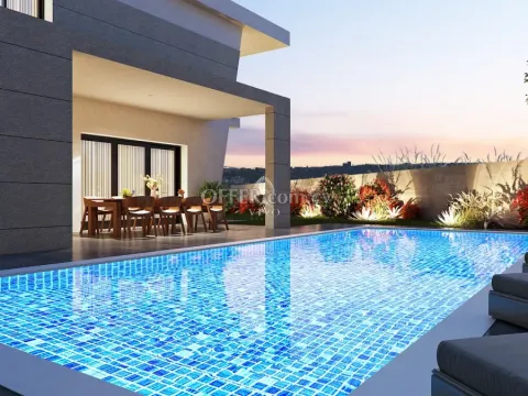LUXURY THREE BEDROOM VILLA WITH SWIMMING POOL AND ALL- INCLUSIVE PACKAGE - 11