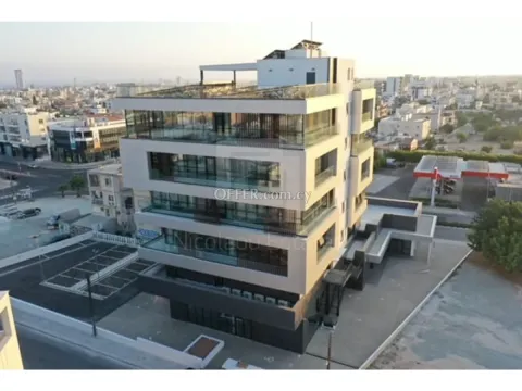 Office for rent in a prime location - 9