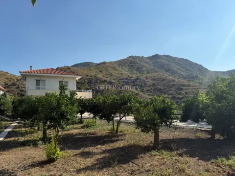 Furnished 4-Bed Villa in Arakapas with Panoramic Views - 12