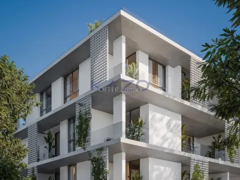 Modern 2-Bed Penthouse in Agios Athanasios with City Views - 11