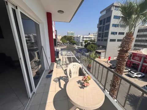 Furnished 2-Bed Apartment in Katholiki, City Center - 6