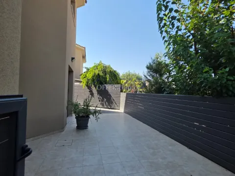 Furnished Three Bedroom Semi-Detached House in Agia Fyla - 11