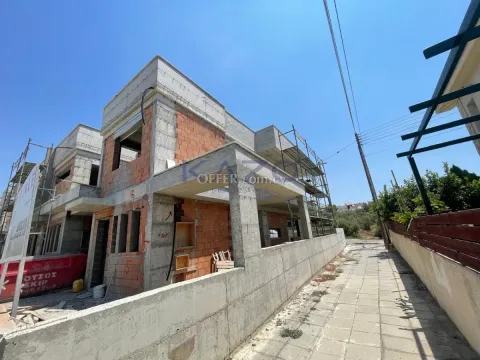 Modern Detached House with Three Bedrooms in Kolossi - 11