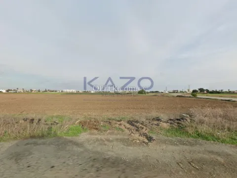 Expansive Residential Land in Perivolia - 2