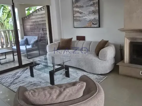 Modern 1-Bed Apartment in Pyrgos with Shared Pool - 10
