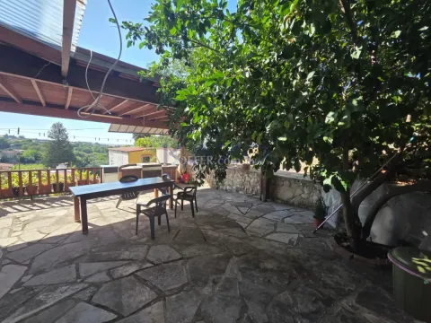 Upper Level House in Vasa Koilaniou, Limassol - 9