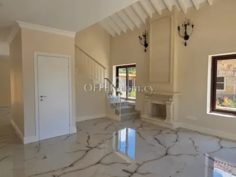 FOR RENT EXCEPTIONAL FOUR BEDROOM RESIDENCE WITH GUEST HOUSE IN SOUNI - 7