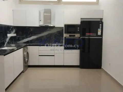 Modern Renovated 5-Bedroom House with Private Pool - 7