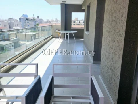 3 bedroom top floor apartment with 70m2 veranda - 2