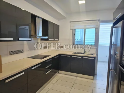 3 bedroom top floor apartment with 70m2 veranda - 8